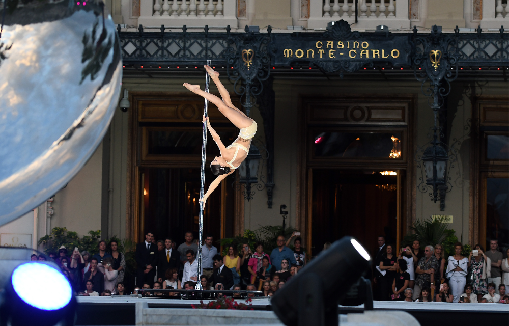 Duo Pole Dance | F(ê)aites de la Danse
