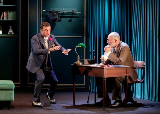 Teatro - "Le Visiteur (ndt, il Visitatore)" 2/2