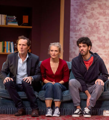 Teatro - "Cari genitori"
