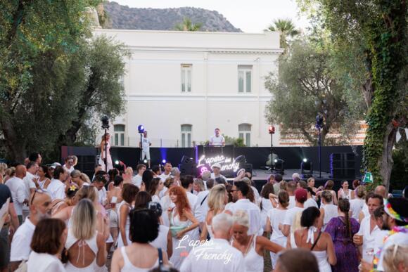 L'apéro des Frenchy, at Le Méridien Beach Plaza MONACO 2/5