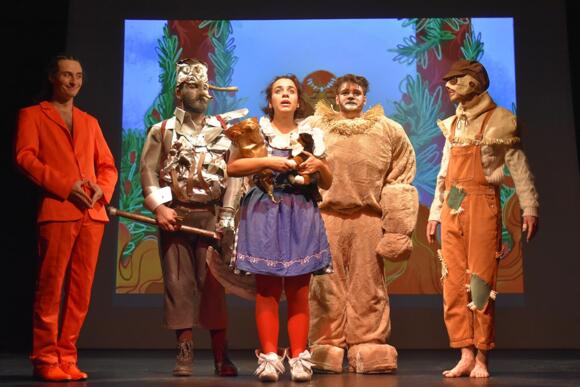 THE WIZARD OF OZ 8/9