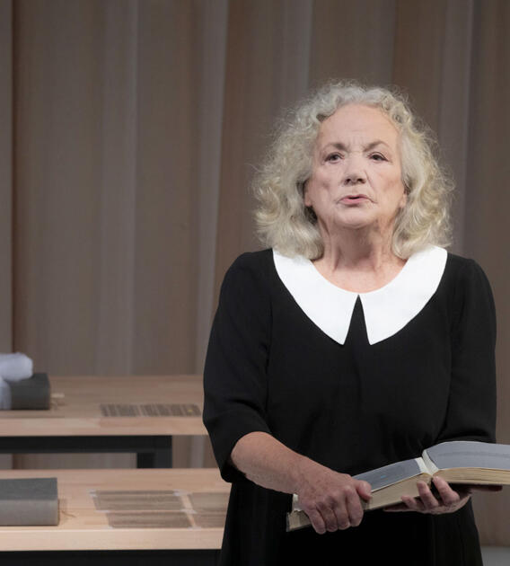 Theatre - "Les règles du savoir-vivre dans la société moderne / Music-hall" 1/2