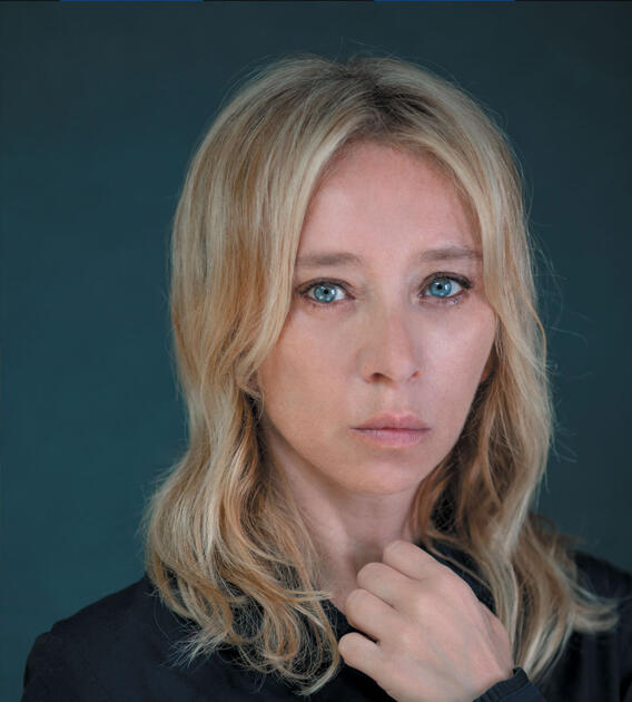 Theatre - "Tout le monde savait - Elodie Wallace" 1/2